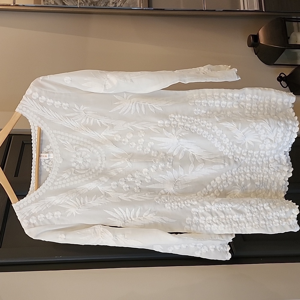 PilyQ Embroidered Beach Cover Up White Size M/L